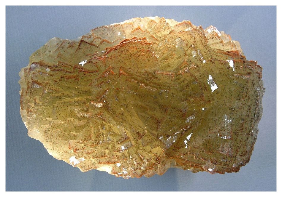 Woelsendorf fluorite, Bavaria: classic German fluorite district material.